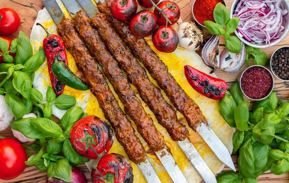 کباب کوبیده ایرانی با زیره