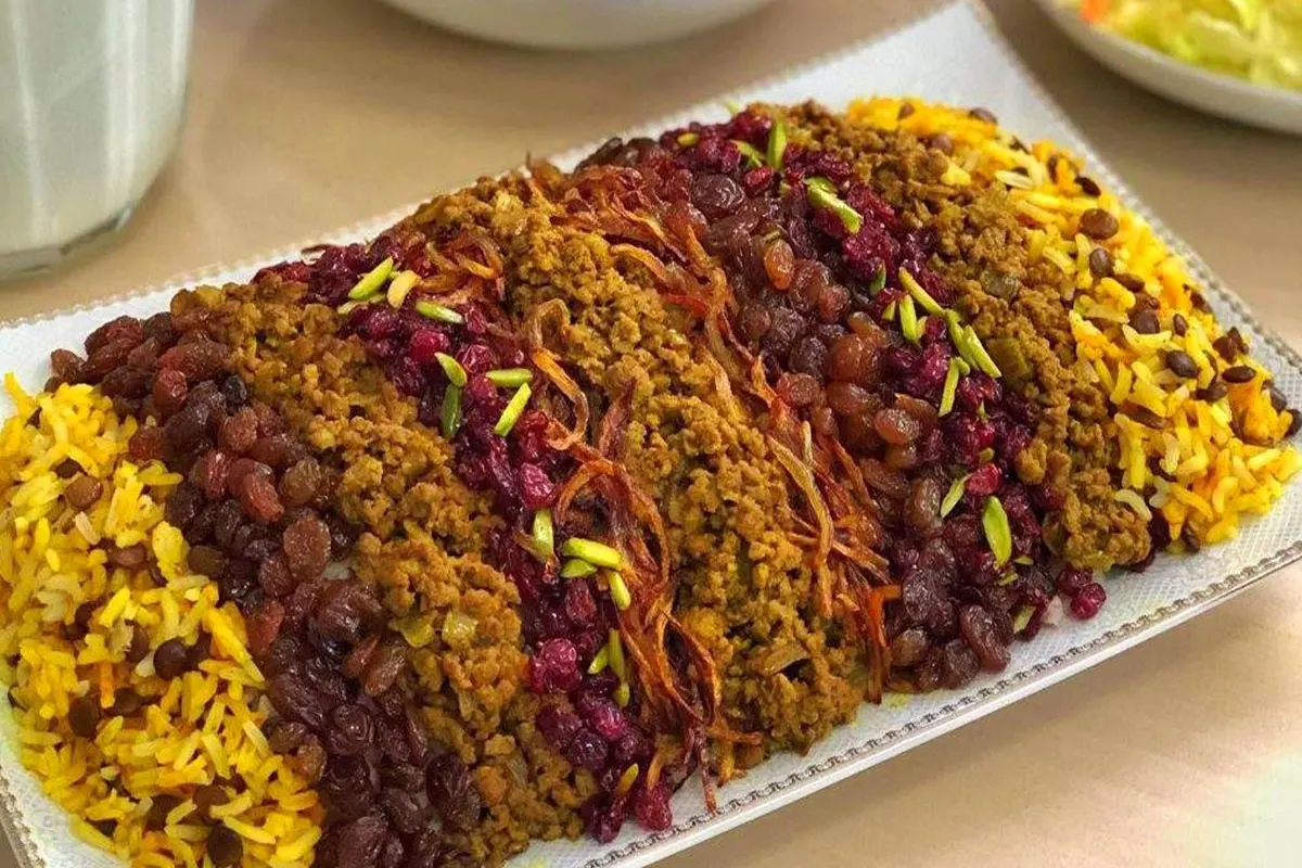 پلو عدسی با کشمش